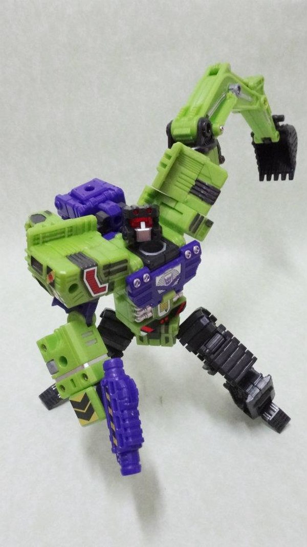 Tranformers Devastator TFC Hercules  (12 of 32)